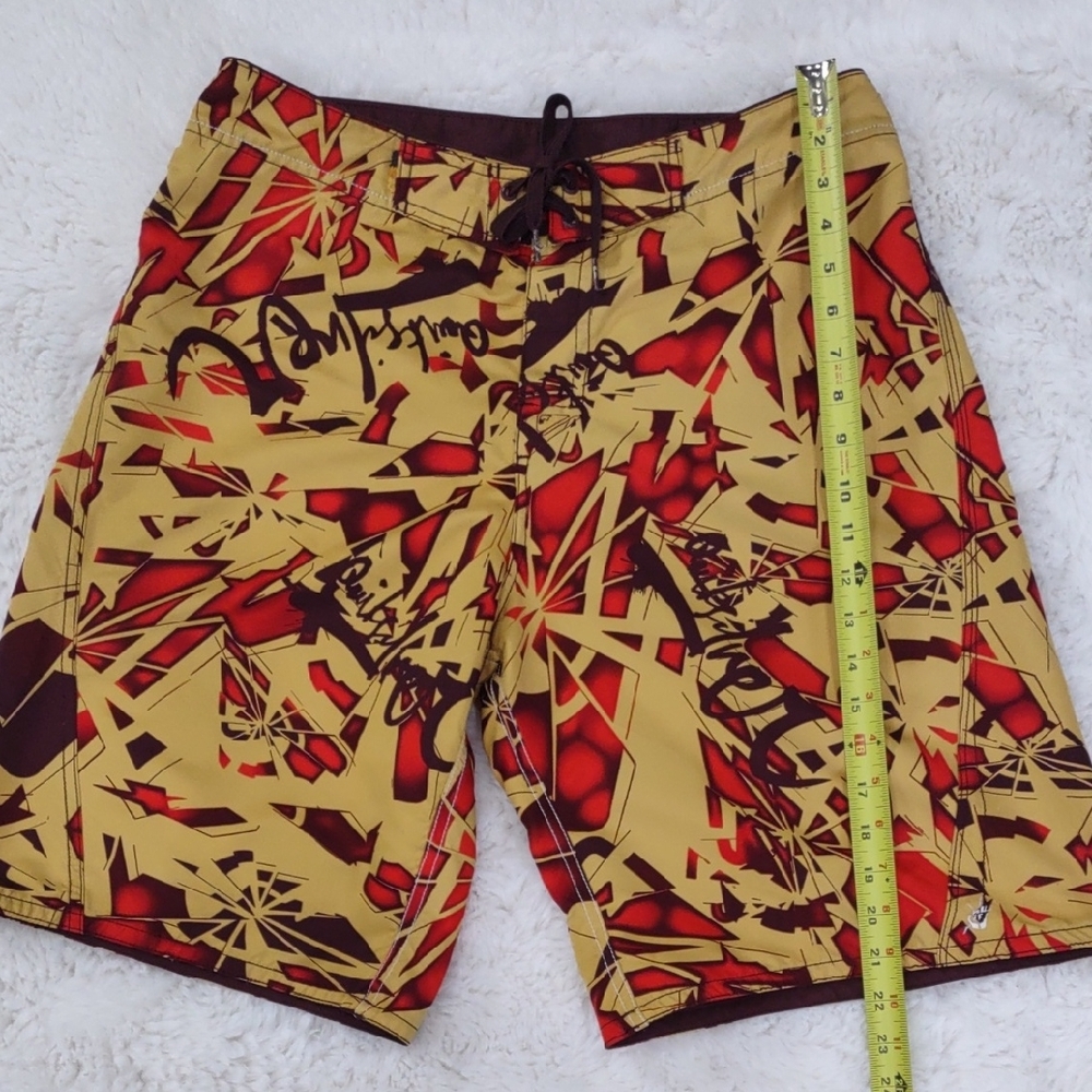 QUIKSILVER Stylish Yellow and Red Men's Swim Shorts - Picture 10 of 17